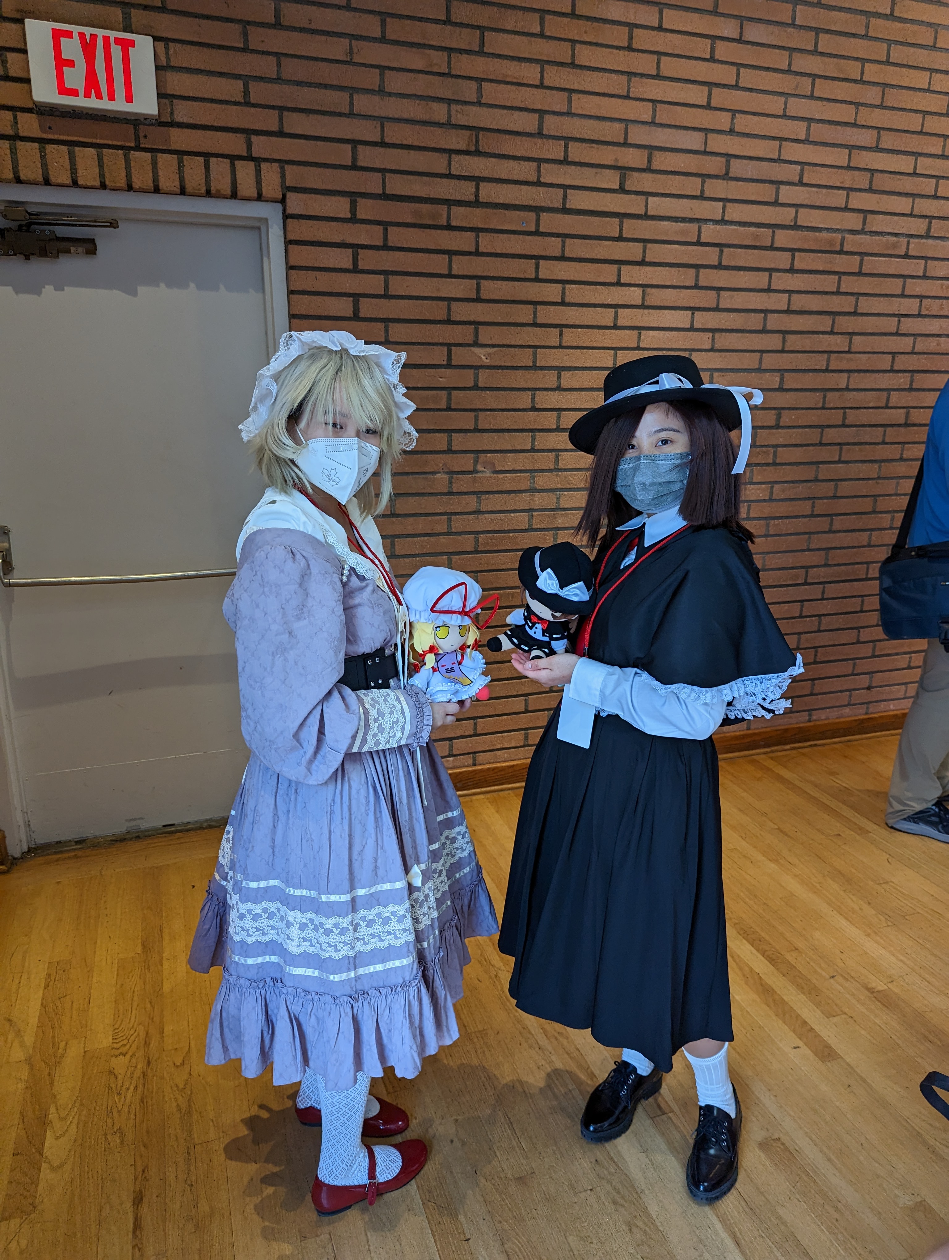 Two girls cosplaying as Maribel Hearn and Renko Usami